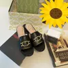 Summer Designer Beach Sandal Platform Slipper Mule Sexig lyxkvinnor Förhöjande hälhöjd Tjocka tofflor Slides Flop Flops Sandaler