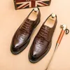 Abendschuhe Italienischer Stil, hochwertiges hartes Rindsleder, formelle Hochzeitskleidschuhe für Herren, spitze Zehenpartie, Herren-Brogues, Oxford-Schuhe 231213