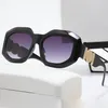 Nieregularne duże okulary przeciwsłoneczne Designerskie okulary przeciwsłoneczne dla kobiet gogle okulary przeciwsłoneczne mężczyzn okularów przeciwsłonecznych czarne słoneczne sunglie mężczyźni sunnies ochraniacze Słońca 62J17 z pudełkiem