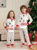 Abiti coordinati per la famiglia Pigiami di Natale Set di abbigliamento 2023 Tutti Stampa Madre Bambino Figlia Natale Look Pigiama da notte 231213