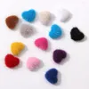 Decorazioni per nail art 5 pezzi Ciondoli a forma di palla di peluche a forma di cuore Sfere soffici staccabili Pompon magnetici 3D per la decorazione di design delle unghie