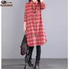 Chemises de chemisiers pour femmes robes de chemise à plaid rouge 2023 Nouveau design Femmes Japon Girls rétro Vintage à manches longues Robe en coton Viens féminins YQ231214