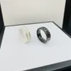 Novo estilo anel de casal moda simples carta anel material cerâmico amantes anel moda jóias supply289c