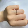 Trouwringen S925 Sterling Zilveren Ring Dames Klassieke Effen Ring 6 Poot High Carbon Diamond Ring 231214