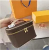 10a Magno de maquillaje para mujeres bolsas para trazar bolsas de lavado bolso de diseño para mujeres bolso de maquillaje de cuero bolso de viaje de alta calidad estuche de maquillaje de belleza M41178