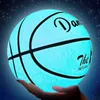 ボール蛍光バスケットボールボールラミナスナイトライトバスケットボールボール吸収ライトPU耐摩耗性エミッティングライトバスケットボール7 231213