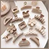 Headwear Hair Accessories Women Hair Cl Clips Korea Kaffe Beige Akryl Stora hår CL Hairpin Geometric Barrettes Crab Girl Headwear Hair AccessoriesL231214