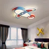 シャンデリアノルディッククリエイティブ飛行機LEDシャンデリアシンプルな装飾モダンボーイルームライトかわいい子供ベッドルームの吸引ハンギングデュアル使用ランプ
