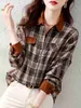 女性用ブラウスシャツ女性春秋スタイルブラウスシャツレディカジュアル長袖折りた幅襟付き格子縞の印刷Blusas Tops DF4708 YQ231214