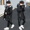 Down Coat Enfants parka enfants hiver vers le bas coton veste vêtements de neige grand garçon manteau chaud épaissir vêtements d'extérieur vêtements pour tout-petits gants 231214