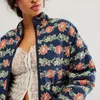 Chaquetas de mujer Chaqueta gruesa floral Mujeres Imprimir Patchwork Bolsillo cálido Abrigo de algodón femenino 2023 Otoño Invierno Moda suelta Casual Lady