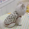 Hondenkleding Winter Puppy Schattig Olijftak Bloemen Katoenen Jas Vest Warme huisdierkleding voor kleine katten Chihuahua-jassen