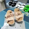 Designerskie buty Paris Sandals Luksusowe kapcie Furry platforma Pluszowe kapcie haftowe b słowo para pluszowe kapcie furry zjeżdżalnia zamszowe kapcie qu00l