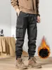 Pantalons pour hommes Pantalons cargo d'hiver hommes multi-poches cordon doublure polaire épaisse salopette chaude Joggers décontracté coton pantalon thermique 231213