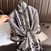 Bufandas Bufanda de seda de lujo Mujeres Foulard Pashmina Chales Lady Wraps Mujer Playa Pareo Estolas Bandana Diseñador Marca Larga