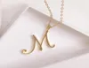 26pcslot Gold Silver Swirl Initial Alphabet Letter Halsband Alla 26 Engelska AZ Cursive Luxury Monogram Namn Lokument Word Chain NE2499342