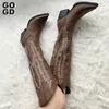 Stiefel Gogd 2024 Mode Frauen gestickt westliche Cowboy Cowgirl Stiefel Die Kniestiefel klobige Heels speicherte Zehen lange Reitstiefel 231213