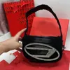 Tasarımcı Çanta Çanta Lüks Crossbody Bag debriyaj Çanta Undermar Tag Tek Omuz Çantası Tek Omuz Crossbody Square Bag Moda Düz Cowhide Orijinal Leaher Yüksek Kalite