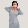 Tee d'été Lu Align Woman Femmes Femmes Tshirt Yogas avec vêtements Automne et nylon d'hiver Veste de sport à glissière chaude