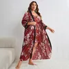 Vêtements de nuit pour femmes XL-5XL Big Taille NightyRobe Ensemble Femmes Peignoir Robe Loungewear Été Satin Kimono Chemise De Nuit Costume Rayonne Robe À La Maison