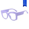 Occhiali da sole Squadra blu occhiali da blocco leggero Donne Fashion Simple Computer Eyecys Personality Ladies Eyewear Trend Eye Lens Frame