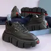 24s Mode Luxus -Kleidungsschuhe Fliegenblock Männer laufen Sneaker Italien beliebte elastische Band Lowtout dicke untere schwarze weiße Lederabzeichen Design Casual Trainer Box Box