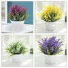 Flores decorativas 2 pçs decoração ao ar livre plantas de lavanda artificial vasos centrais de plástico mesas pequenas