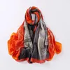 Foulards 2023 Foulard en soie Couleur Assortie Satin Mousseline de soie Imprimé Été Style de mode pour femmes Polyvalent Long