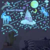 4枚のシート青い光の光の壁ステッカー城ユニコーン月と星の女の子の部屋の壁のデカール甘い夢の装飾的なステッカー