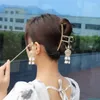 Pinces à cheveux Style Vintage chinois, lanterne lumineuse, griffe élégante, Imitation de perles, bâton de pompon pour accessoires féminins