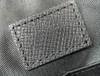 M30260 Bolsa crossbody masculina Bolsa de ombro de alta qualidade personalizada pode acomodar um ipad dentro da bolsa mensageiro de couro carregando uma bolsa casual muito bonita