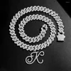 Kedjor Hip Hop Cursive Letter Necklace för kvinnor som isas ut 14mm Prong Cuban Link Chain Initials Namn Fashion Jewelry