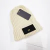 Bonnet de luxe / Skull Winter Bean hommes et femmes Design de mode chapeaux en tricot casquette d'automne lettre 8 couleurs chapeau chaud unisexe