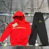 Tuta da bambino di lusso Abiti firmati per bambini multi colore opzionali Taglia 100-150 Felpa con cappuccio e pantaloni per ragazzi con stampa logo Dec05