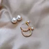 Designer örhänge för kvinna franska pärlörhängen enkelt temperament c-formade diamantörhängen hög mening retro joker örhängen bröllop fest juvelen gåvor