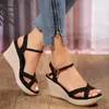 Kleding schoenen wig sandalen voor vrouwen zomer comfortabel open teen platform outdoor buckle black modern