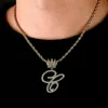 Nieuwe Mode Messing Geel Wit Vergulde Bling CZ A-Z Kroon Cursieve Letter Hanger Ketting met 24 inch Touw Ketting voor Mannen Vrouwen