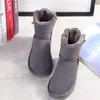 2023 Nya kvinnor Snöstövlar Stil Vattentät ko Sued Läder Vinter Lady Outdoor Warm 2 Bows Boots Brand Winter Women's Casual Boots