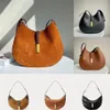 Half Moon Qolo ID Axelväskor Ponny Suede Leather Large Mini Designer Womens Tote Handväskor Koppling Handväskor 2023328C