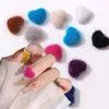 Decorazioni per nail art 5 pezzi Ciondoli a forma di palla di peluche a forma di cuore Sfere soffici staccabili Pompon magnetici 3D per la decorazione di design delle unghie