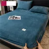 Bedding sets 2023 Soft warm plush fitted sheet elastic mattress cover fluffy coral fleece bed linen winter couple luxury double bedding 231213