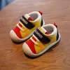 Babyschoenen Lente Baby Peuter Schoenen Meisjes Jongens Casual Canvas Zachte bodem Comfortabele antislip Kid Baby 231213