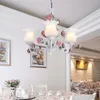 Lampy wiszące kwiatowy E27 LED żyrandol biały kwiat żelazny żyrandol z życiami jadalni Life Rose Light Lampa Girls Bedroom 285e