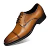 Leder Frühling Männer Schuhe Schnürposped Slawes Oxford Schuhe für Männer formelle Männer Kleid große Größe Anti-Rutsch-Kleidung-resistente Schuhe
