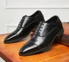 Kwaliteit Men Top kledingschoenen Echt lederen veter trouwkantoor Party Designer Flats mannelijk formele oxford schoenen maat 38-45