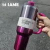 1: 1 même Camelia Pink Gradient H2.0 Gobelets en acier inoxydable de 40 oz avec poignée en silicone Couvercle et paille Tasses de voiture de voyage Continuez à boire des bouteilles d'eau froide A1215