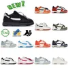 Acquista Sneaker di design di lusso Uomo Donna Scarpe casual Fuori ufficio Scarpe Runnikng Basse in vendita Nero Bianco Rosa Pelle Azzurro Brevetto Runner Scarpe da ginnastica Sneaker