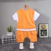 Conjuntos de roupas Bebê Ternos Outfits Set Verão Moda O-pescoço Cavalheiro Camisetas Tops e Shorts Duas Peças Meninos Roupas Infantis Crianças Fatos R231215