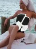 Dames badkleding boogontwerp off schouder 2023 zomer uit één stuk en cover-up zwempakbadende pakken sportvakantie sexy
