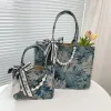 Designer Luxury Canvas Bag Kvinnor stor kapacitet handväska 2023 Nytt mode pärlband dekorativa axelväskor kvinnlig tygväska